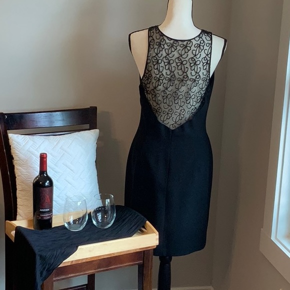 Laundry by Shelli Segal sleeveless crepe dress with beaded back. - Picture 2 of 4